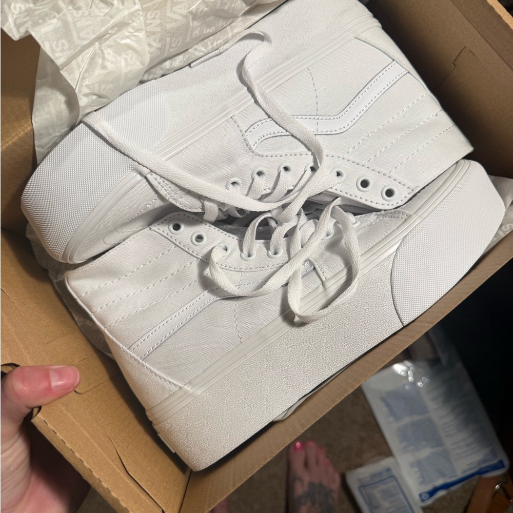 Vans Platform Sk8-Hi Tapered True White High Top Sneakers NWT